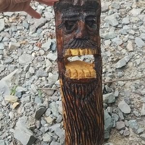 Tiki wood spirit
